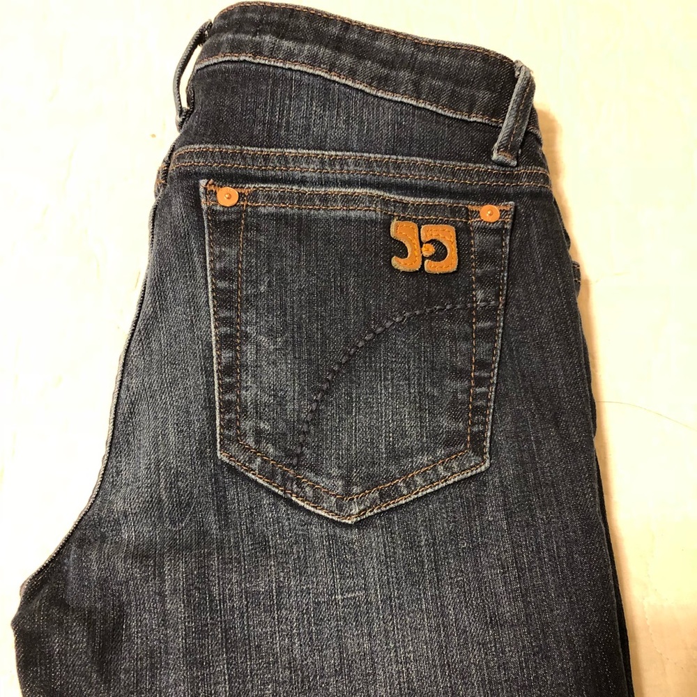 Joe’s Chelsea skinny jeans